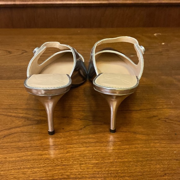 J Crew Colette mule heels in Italian specchio leather
Item BM692 - Picture 5 of 7